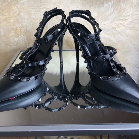 VALENTINO ROCKSTUD LEATHER PUMPS - Picture 2 of 14